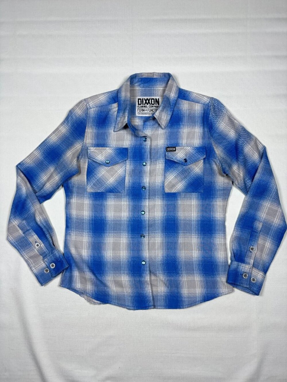 Dixxon Flannel Company Womens S Blue Gray Plaid D-Tech Long Sleeve Button Up